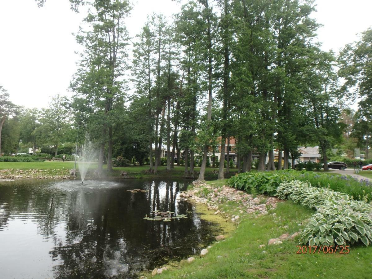 Melluzi Cottage Jurmala Bagian luar foto